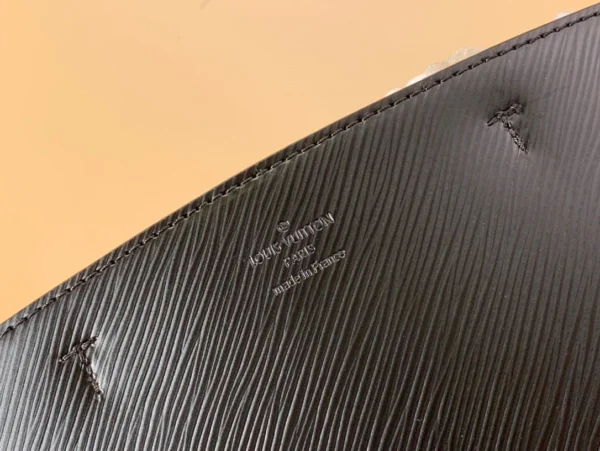 04b0f93d-dbd6d911d135.webp Louis Vuitton Marelle Tote Mm 30Cm Black, Designer Handbags, Womens Purse, luxury bags