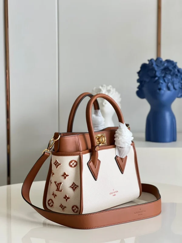 Louis Vuitton On My Side Pm 25Cm Brown, Designer Handbags, Womens Purse, luxury bags