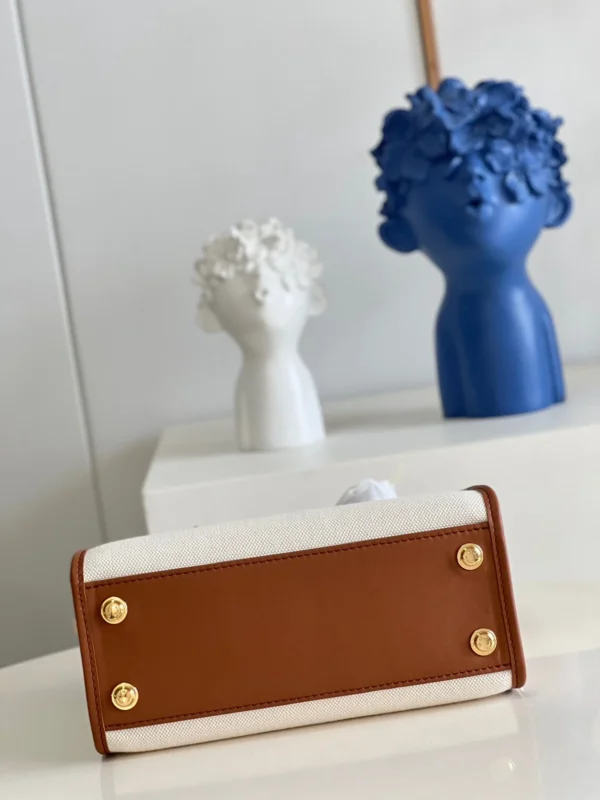 Louis Vuitton On My Side Pm 25Cm Brown, Designer Handbags, Womens Purse, luxury bags