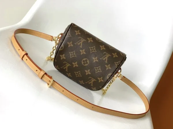 0f09c45689c8baa6ad8e0432fdd85842-a7a5c193d6e6.webp Louis Vuitton Mini Bumbag Lv Monogram Small Fanny Pack Monogram 17cm M82335, Designer Handbags, Womens Purse, luxury bags