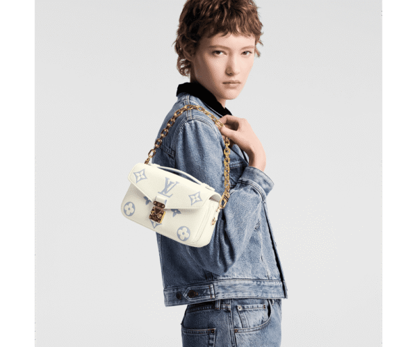 Louis Vuitton Pochette Mtis East West M23940, Designer Handbags, Womens Purse, luxury bags