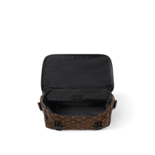 Louis Vuitton Lv Trail Messenger M46972, Designer Handbags, Womens Purse, luxury bags