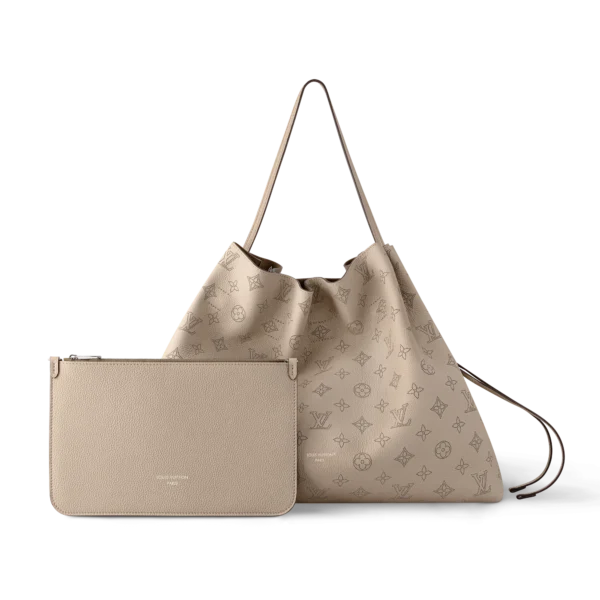 10005-71-ea86264e3275.webp Louis Vuitton Boundless Mahina Leather – Handbags 43cm M13180, Designer Handbags, Womens Purse, luxury bags