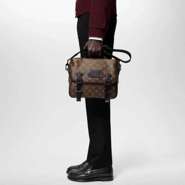Louis Vuitton Lv Trail Messenger M46972, Designer Handbags, Womens Purse, luxury bags