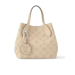 102-3-88eaafc512f2.webp Louis Vuitton Blossom Mahina Calfskin Bag Beige 21Cm, Designer Handbags, Womens Purse, luxury bags