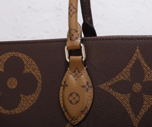 2127c7de8d10bb00c322e002d0d0b4c7-c4ad2af9c4ec.webp Louis Vuitton Onthego Gm Monogram Giant Canvas, Brown Monogram M45320 41cm, Designer Handbags, Womens Purse, luxury bags