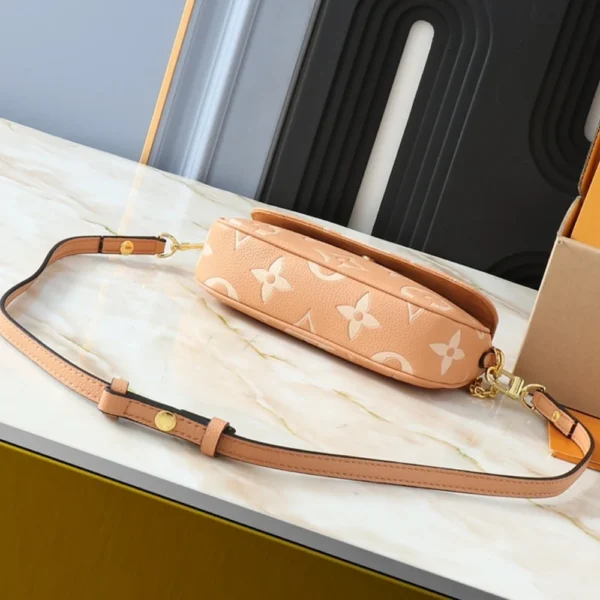 216-1-1-17644f9f2b79.webp Louis Vuitton Ivy Bag Monogram Empreinte Cream 23.5Cm M12758, Designer Handbags, Womens Purse, luxury bags