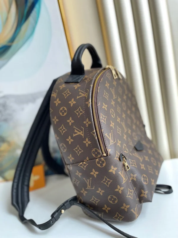 290903e1ffd819529e1d804af177a202-65160a01363f.webp Louis Vuitton Palm Springs Backpack MM Monogram Canvas 28cm/11in M44874, Designer Handbags, Womens Purse, luxury bags
