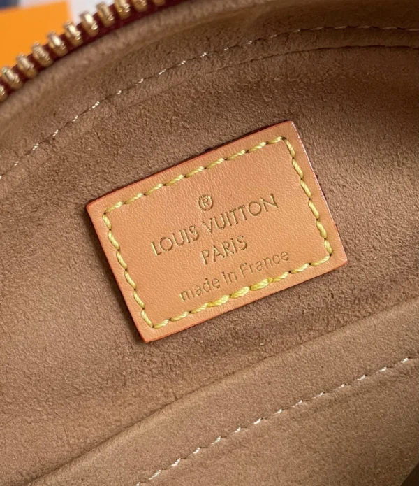 Louis Vuitton Boite Chapeau Souple Pm 18Cm, Designer Handbags, Womens Purse, luxury bags