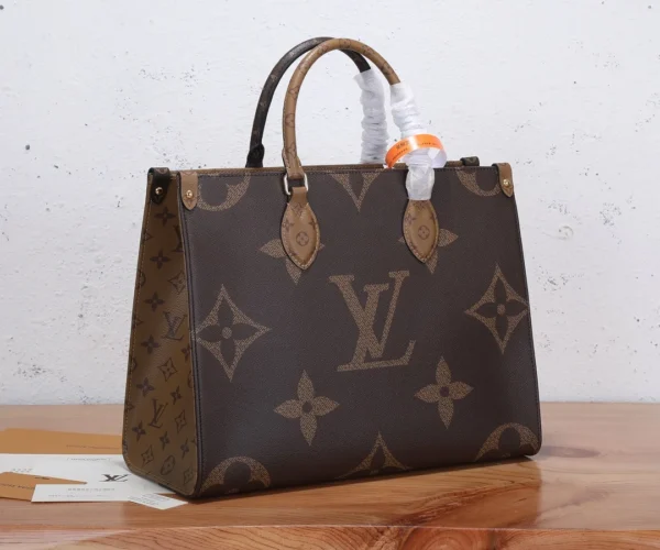 337a2de39237ed01711c13e8f501b847-867aff2c98a0.webp Louis Vuitton On The Go MM Monogram Medium Tote Bag Brown M45321 35cm, Designer Handbags, Womens Purse, luxury bags