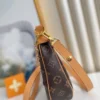 491c37ece039f8dd0b6772dd795123f2-d81b85e39963.webp Louis Vuitton Loop Bag Monogram Canvas M81098 23cm/9.1in, Designer Handbags, Womens Purse, luxury bags