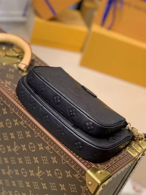 Louis Vuitton Multi Pochette Accessoires 25Cm Black Noir, Designer Handbags, Womens Purse, luxury bags