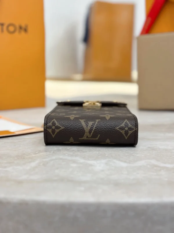 51475990-b26ab4e0a713.webp Louis Vuitton LV Phone Pouch Mtis Monogram M13572 17.5cm/ 6.9in, Designer Handbags, Womens Purse, luxury bags