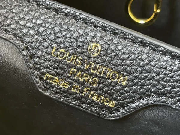 Louis Vuitton Capucines Mm Black 27Cm M59466, Designer Handbags, Womens Purse, luxury bags