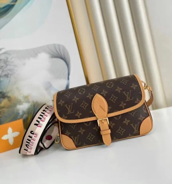 55db2a90449b998e2447d5da356d3ace-2ac737266b5c.webp Louis Vuitton Diane Monogram – Women – Handbags Black M45985 24cm/ 9.4in, Designer Handbags, Womens Purse, luxury bags