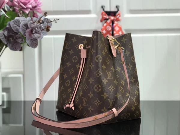 56f89b63-690acd025f1a.webp Louis Vuitton N Ono Rose Poudre Pink 26Cm, Designer Handbags, Womens Purse, luxury bags