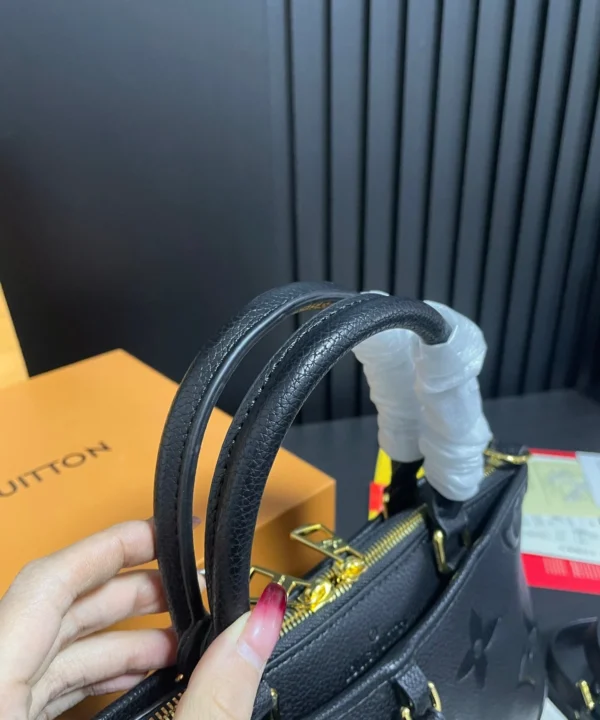 6-1-1-cb597483df7f.webp Louis Vuitton Trianon Pm Monogram Empreinte Black 28Cm M46488, Designer Handbags, Womens Purse, luxury bags