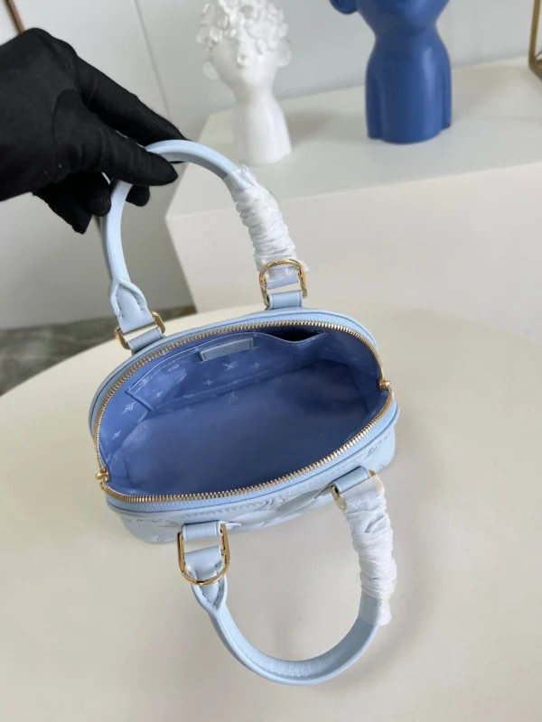 60b2fdea-94e60250e6e6.webp Louis Vuitton Alma Bb 24Cm Blue, Designer Handbags, Womens Purse, luxury bags