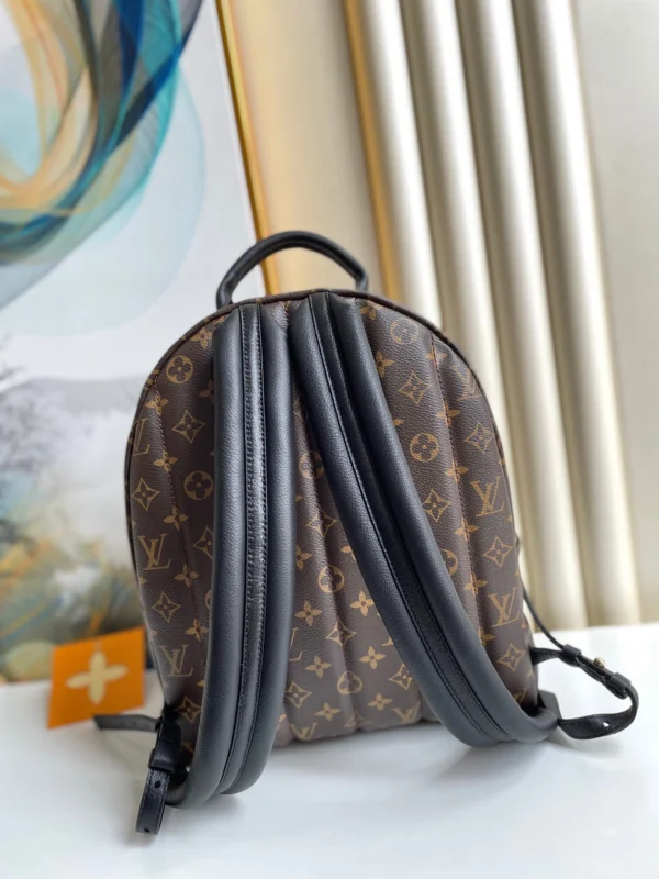 60e4e027cd00ef915b8554ac60628452-592407b2ceff.webp Louis Vuitton Palm Springs Backpack MM Monogram Canvas 28cm/11in M44874, Designer Handbags, Womens Purse, luxury bags