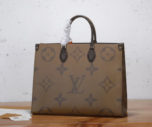 6500e05ed9d42902dd062332a16f1806-d0b4dd3f7796.webp Louis Vuitton Onthego Gm Monogram Giant Canvas, Brown Monogram M45320 41cm, Designer Handbags, Womens Purse, luxury bags
