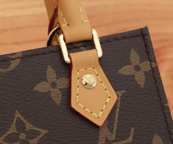 76cbfa557146b109e25e9351e11d4e60-eae61407918e.webp Louis Vuitton OnTheGo Tote Mini 17cm/6.7in Monogram Canvas Brown M81266 Women, Designer Handbags, Womens Purse, luxury bags