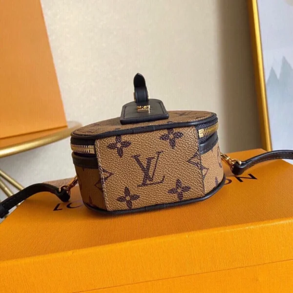 Louis Vuitton Mini Boite Chapeau Monogram Reverse – Women – Small Leather Goods 13cm, Designer Handbags, Womens Purse, luxury bags