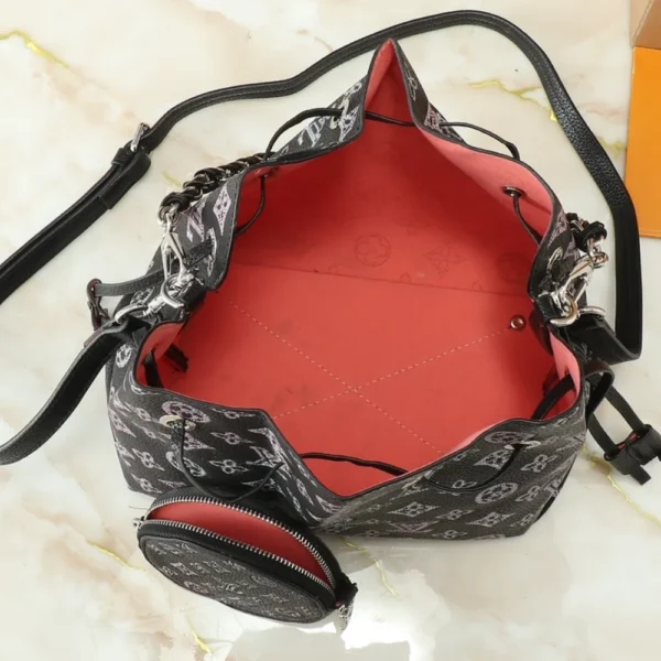 Louis Vuitton Bella Black /Amp Pink 22Cm, Designer Handbags, Womens Purse, luxury bags