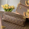 8_36d7535b-3b9e-4cf2-963d-b383b50da653-6940bf30e3a6.webp Louis Vuitton Graceful Mm 41Cm, Designer Handbags, Womens Purse, luxury bags