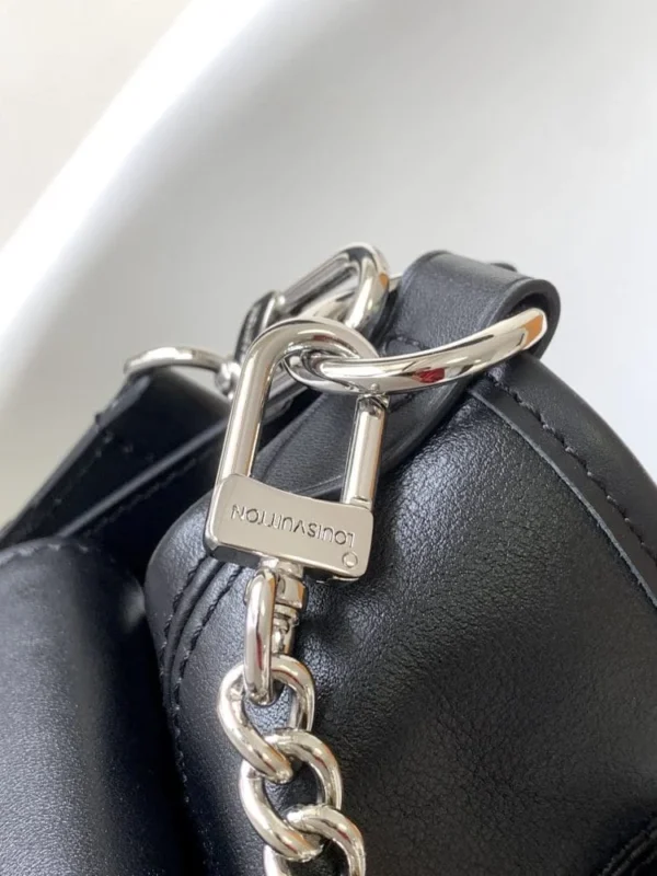 8a6902d4d0c882ef15945e82cc4a194a-c908e6992047.webp Louis Vuitton Carryall Cargo Pm H33 – Women – Handbags, Designer Handbags, Womens Purse, luxury bags