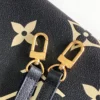 944f8a0090bf6fe04b154badcdcd4630-4bf01528b6e4.webp Louis Vuitton Sac Main On The Go Pm Noir Beige M45659 25cm, Designer Handbags, Womens Purse, luxury bags