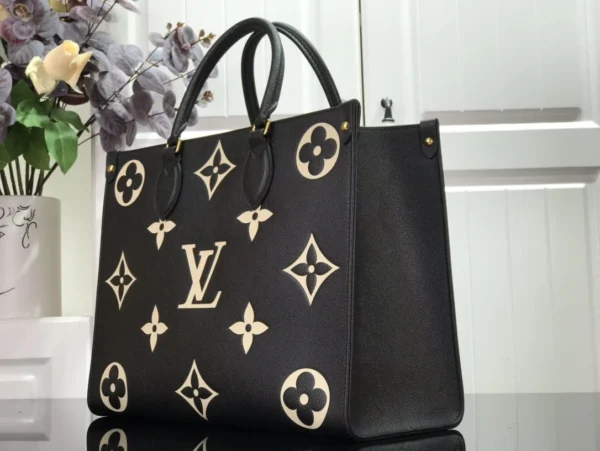 GJypE8G-446e43545650.webp Louis Vuitton Onthego MM Bicolor Monogram ‘Black Beige’ M45495 35cm, Designer Handbags, Womens Purse, luxury bags