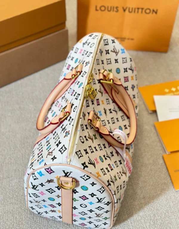 LV3-5-e67afc89fb0d.webp Louis Vuitton Keepall Bandouli Re Vanilla 40Cm M25233, Designer Handbags, Womens Purse, luxury bags