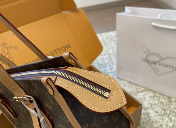 Louis Vuitton Popincourt Hart Tote Handbag Monogram Canvas 28Cm M40007, Designer Handbags, Womens Purse, luxury bags