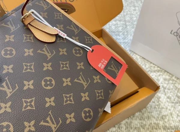 Louis Vuitton Popincourt Hart Tote Handbag Monogram Canvas 28Cm M40007, Designer Handbags, Womens Purse, luxury bags