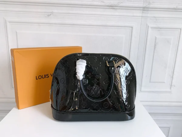 Louis Vuitton Alma Bb Monogram Vernis Leather Black 25Cm, Designer Handbags, Womens Purse, luxury bags