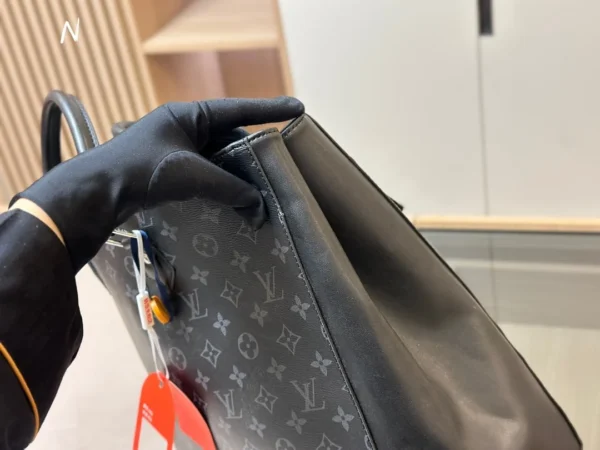 Louis Vuitton Monogram Eclipse Grand Sac Tote Black 33Cm, Designer Handbags, Womens Purse, luxury bags