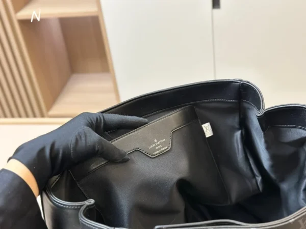 Louis Vuitton Monogram Eclipse Grand Sac Tote Black 33Cm, Designer Handbags, Womens Purse, luxury bags