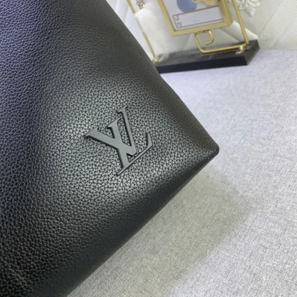 LVB5-9-2535f2e8fa37.webp Louis Vuitton Pilot Tote Cowhide Leather Black 40Cm M24771, Designer Handbags, Womens Purse, luxury bags