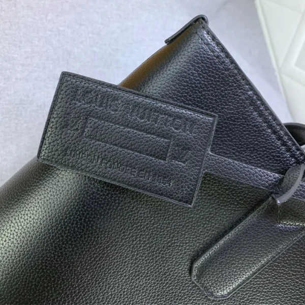LVB7-9-8de83e5ed820.webp Louis Vuitton Pilot Tote Cowhide Leather Black 40Cm M24771, Designer Handbags, Womens Purse, luxury bags