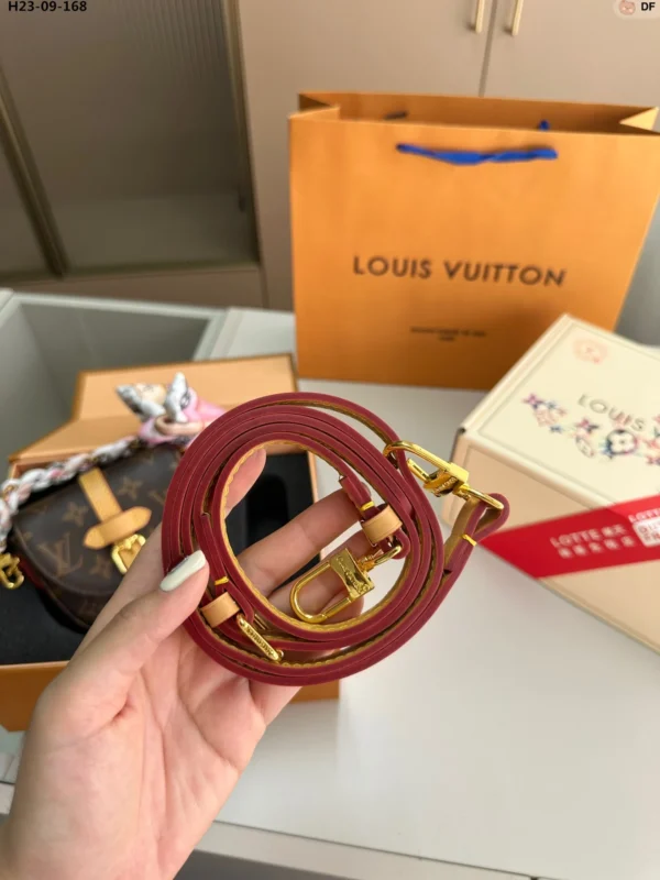 Louis Vuitton Chantilly Micro Bag Brown 12Cm M46643, Designer Handbags, Womens Purse, luxury bags