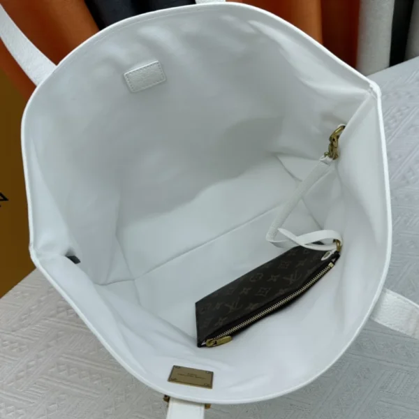 LVB8-47-d1da587de93c.webp Louis Vuitton Low Key Cabas Mm Grained Calfskin White 47cm/ 18.5in, Designer Handbags, Womens Purse, luxury bags