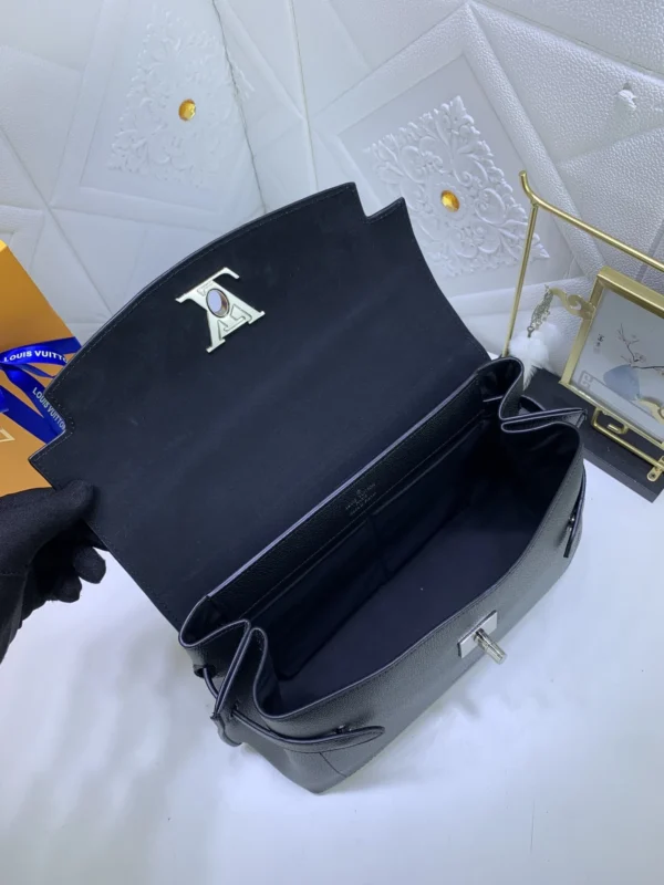 LVBAGS-3-121-a107502556c6.webp Louis Vuitton Lockme Ever Black 46Cm M51395, Designer Handbags, Womens Purse, luxury bags