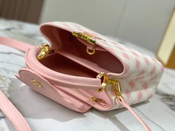 Louis Vuitton Capucines Bb Pink 27Cm M20717, Designer Handbags, Womens Purse, luxury bags
