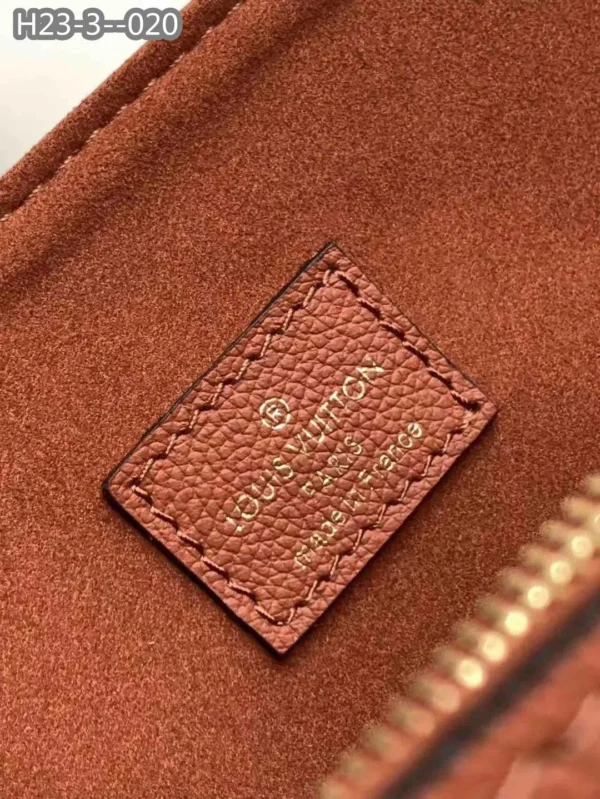 LVBAGS-7-141-706d28a50530.webp Louis Vuitton Lockme Shopper Brown 42Cm M58927, Designer Handbags, Womens Purse, luxury bags