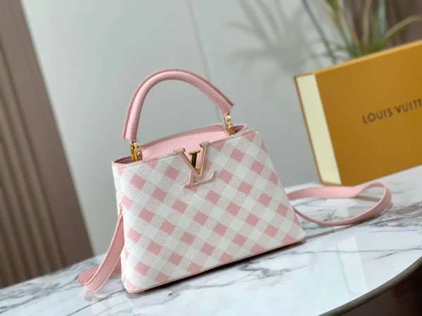 Louis Vuitton Capucines Bb Pink 27Cm M20717, Designer Handbags, Womens Purse, luxury bags