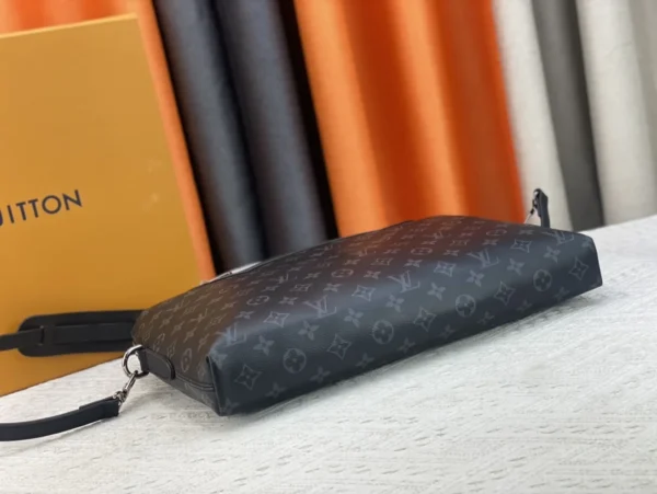 LVBB06-11-1-7312a3f374a5.webp Louis Vuitton Porte Documents Jour Briefcase Monogram Black 37Cm, Designer Handbags, Womens Purse, luxury bags