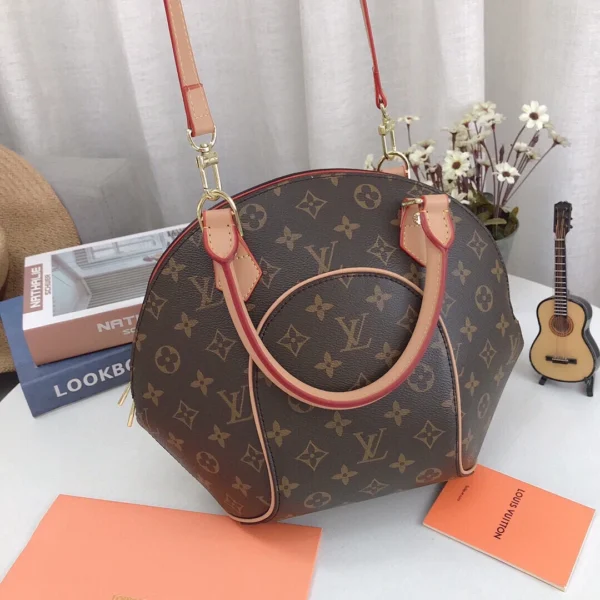 LVBBB3-746050986e6f.webp Louis Vuitton Ellipse Pm Bag ‘Monogram Coated’ 35Cm M46196, Designer Handbags, Womens Purse, luxury bags