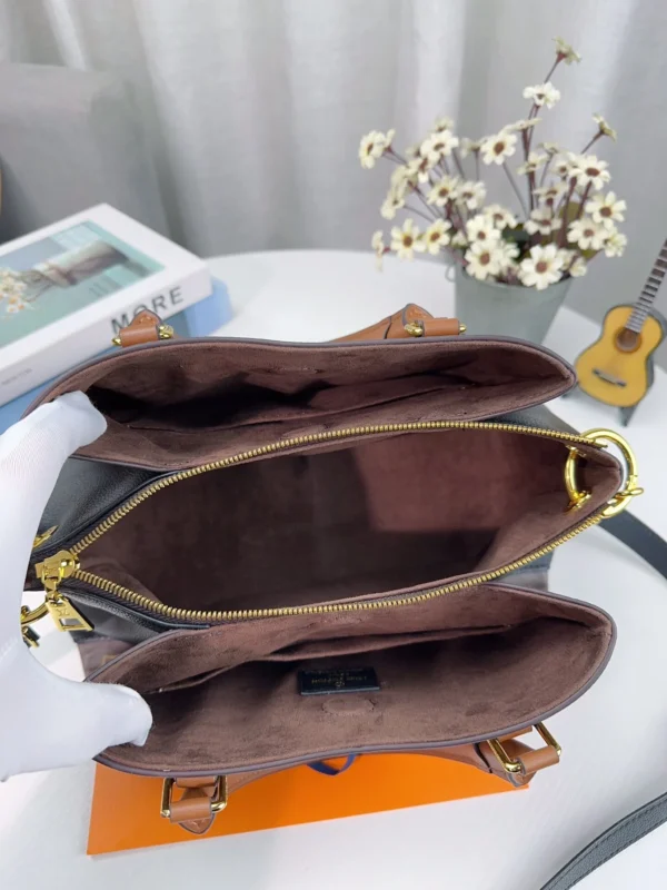 LVBBC1-1-2e7275320e8f.webp Louis Vuitton Vend Me Mm Tote Bag Brown 30Cm M46508, Designer Handbags, Womens Purse, luxury bags