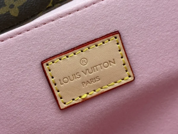 LVPB2-d62e0abdb989.webp Louis Vuitton Pochette M Tis Monogram Coated Canvas 25Cm M47203, Designer Handbags, Womens Purse, luxury bags