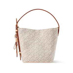 SUPERCLONE-2026-06-29T164835.194-1-fab9b9ac0ea1.webp Louis Vuitton All In BB Monogram Emblème Peuplier Motif 16cm M2A377